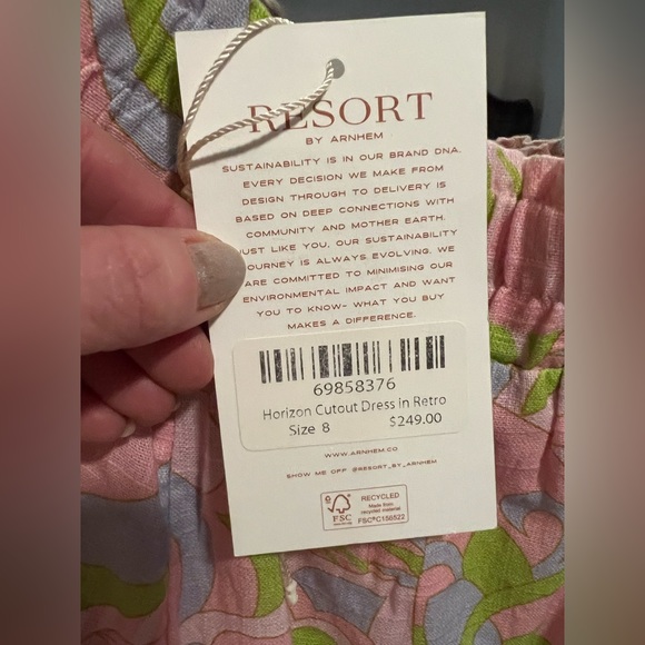 Arnhem resort “horizon cut out in retro”color way small/8 Aussie sizing - Picture 7 of 7